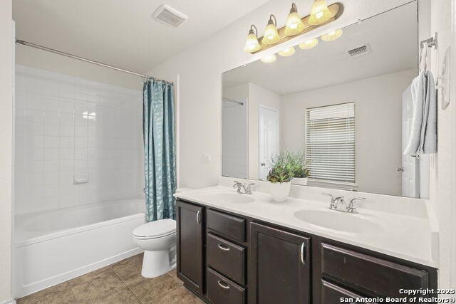 Image 24 of 36 For 922 Spello Cir