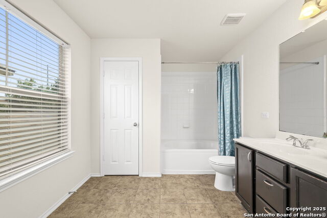 Image 25 of 36 For 922 Spello Cir