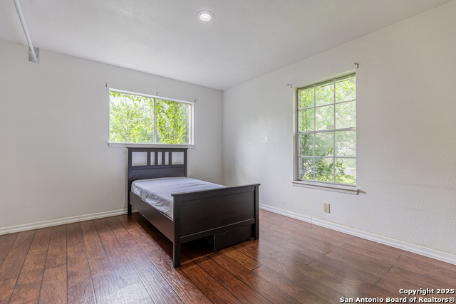 Image 18 of 31 For 13026 Los Espanada