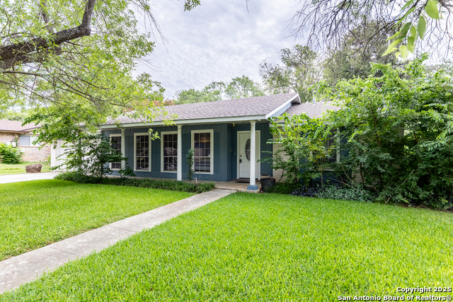 Image 2 of 31 For 13026 Los Espanada