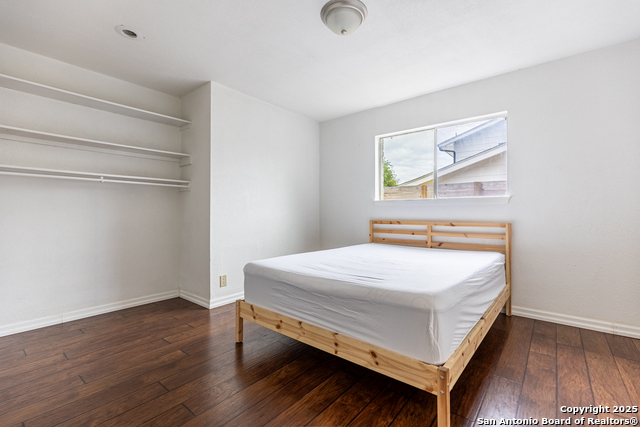 Image 20 of 31 For 13026 Los Espanada