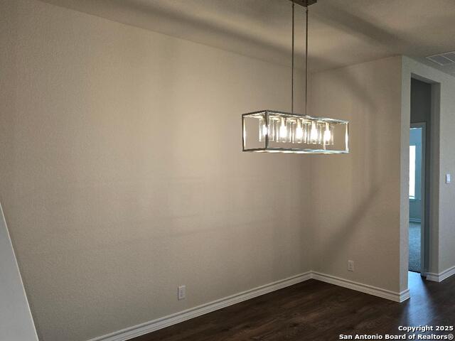 Listing photo id 9 for 21010 Watercourse Way