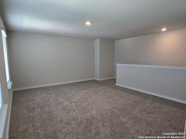 Listing photo id 25 for 21010 Watercourse Way