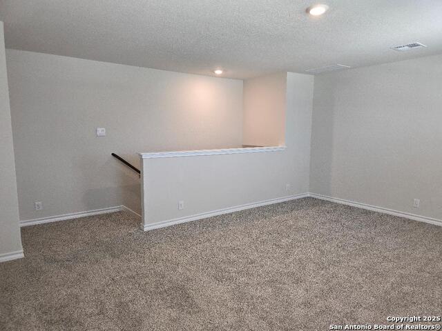 Listing photo id 26 for 21010 Watercourse Way