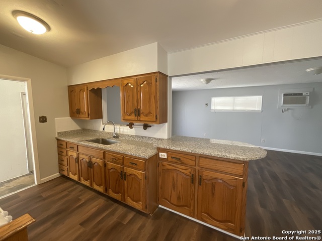 Image 15 of 26 For 207 Pinehurst