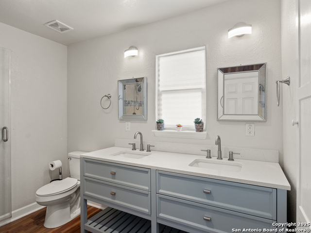 Image 11 of 22 For 505 Avenue E