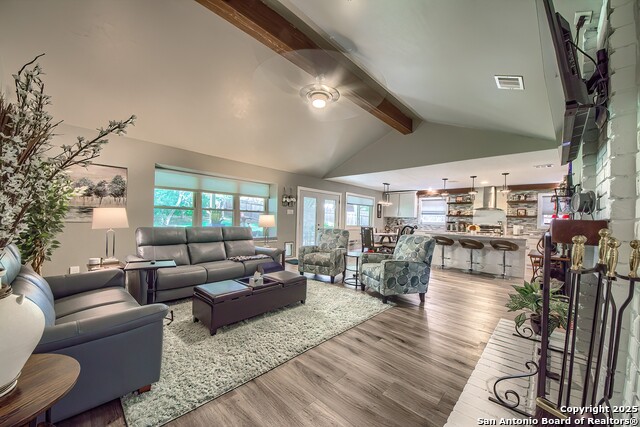 Listing photo id 3 for 9215 Thornbury
