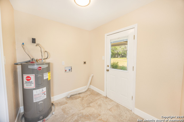 Listing photo id 9 for 9712 Big Geronimo St