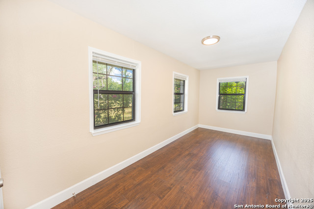 Listing photo id 10 for 9712 Big Geronimo St