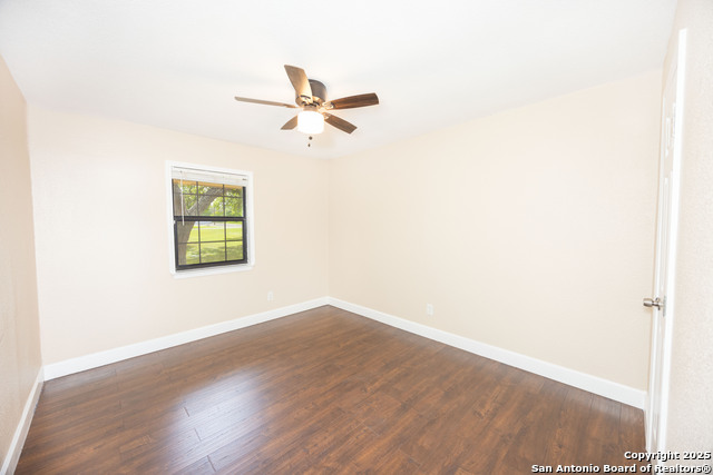Listing photo id 13 for 9712 Big Geronimo St