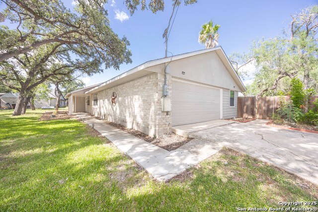 Listing photo id 0 for 9712 Big Geronimo St