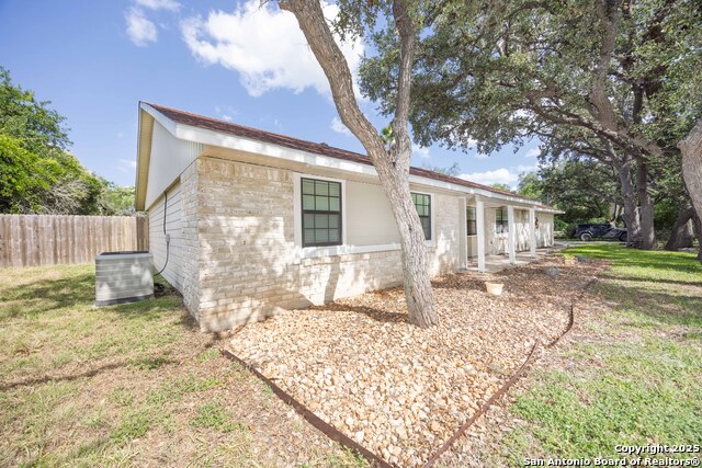 Listing photo id 1 for 9712 Big Geronimo St