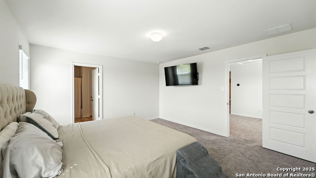 Image 10 of 33 For 419 Blacktail Dr