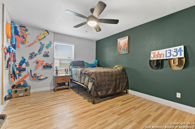 Listing photo id 22 for 1591 Leissner School