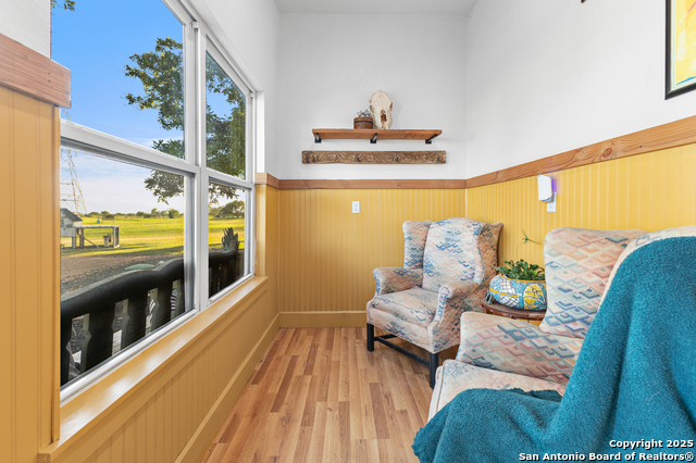Listing photo id 25 for 1591 Leissner School