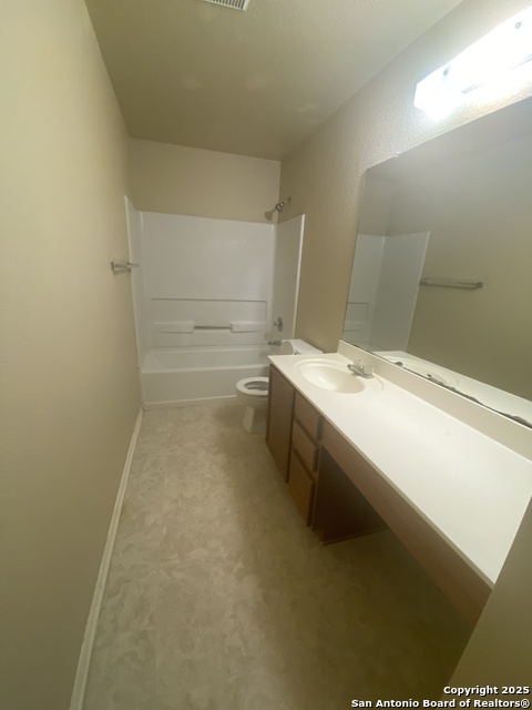 Listing photo id 11 for 10507 Elderpond