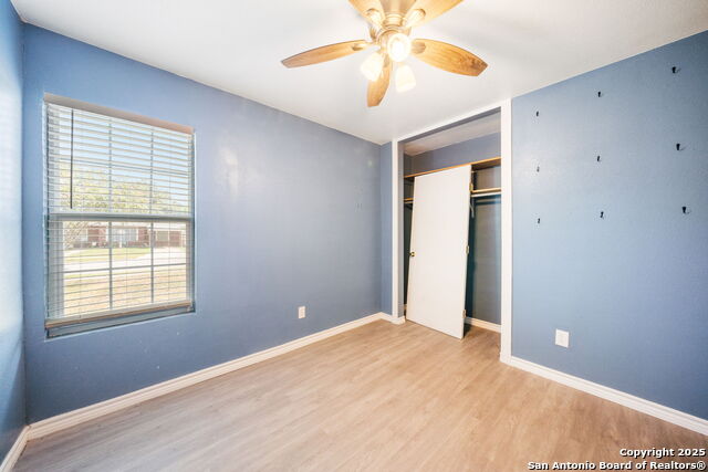 Listing photo id 28 for 915 Deely