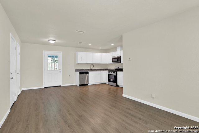 Image 10 of 24 For 5111 Edgemoor