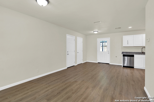 Image 12 of 24 For 5111 Edgemoor