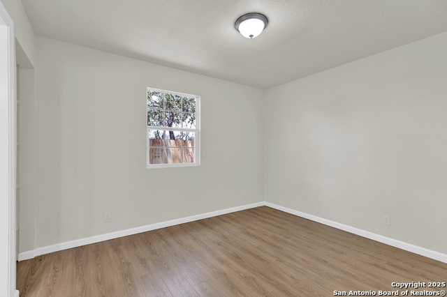 Image 20 of 24 For 5111 Edgemoor