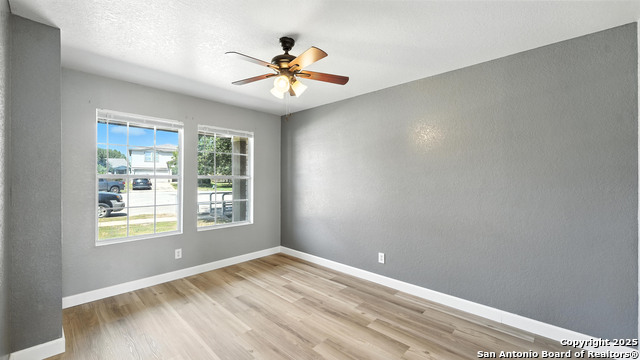 Image 16 of 40 For 209 Hinge  