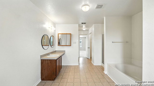 Image 23 of 40 For 209 Hinge  