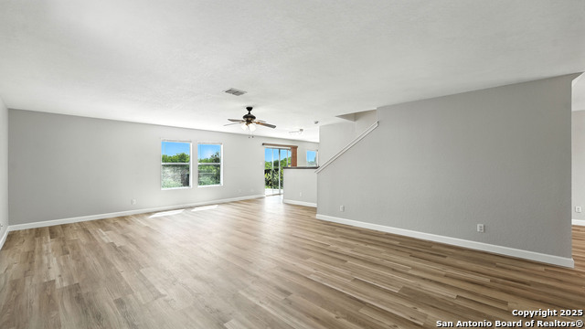 Image 8 of 40 For 209 Hinge  