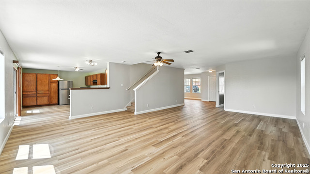 Image 9 of 40 For 209 Hinge  