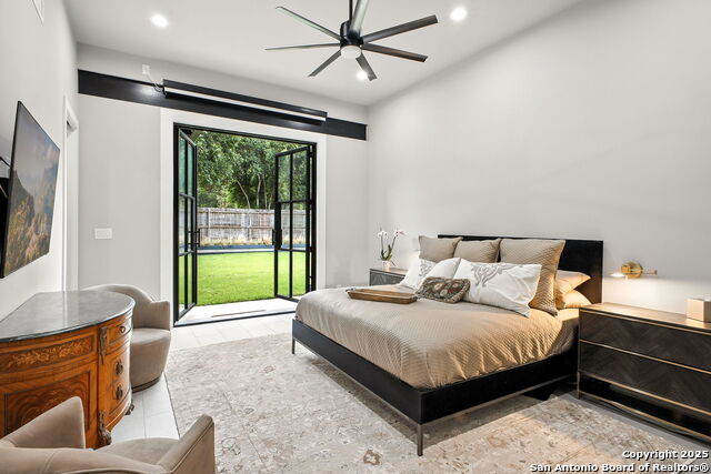Listing photo id 34 for 140 Winston S