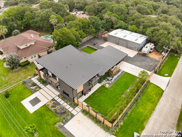 Listing photo id 59 for 140 Winston S