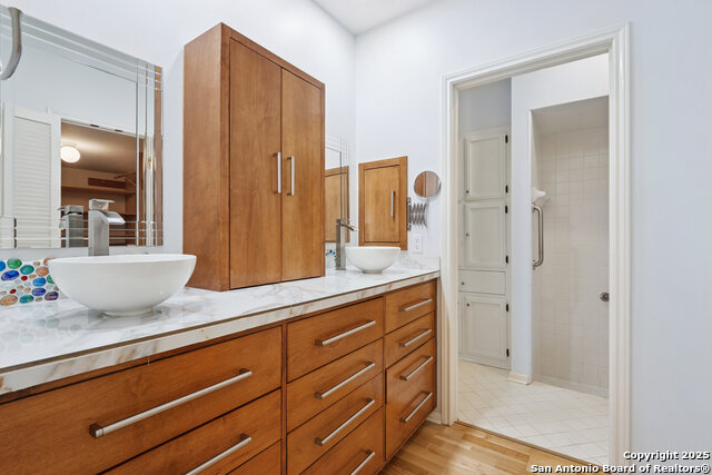 Listing photo id 26 for 3026 Whisper Fern