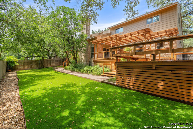 Listing photo id 46 for 3026 Whisper Fern