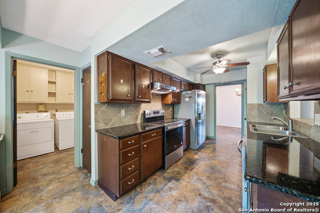 Image 11 of 40 For 5214 La Barranca St