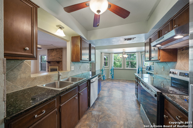 Image 14 of 40 For 5214 La Barranca St