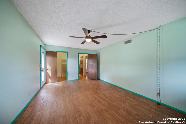 Image 21 of 40 For 5214 La Barranca St