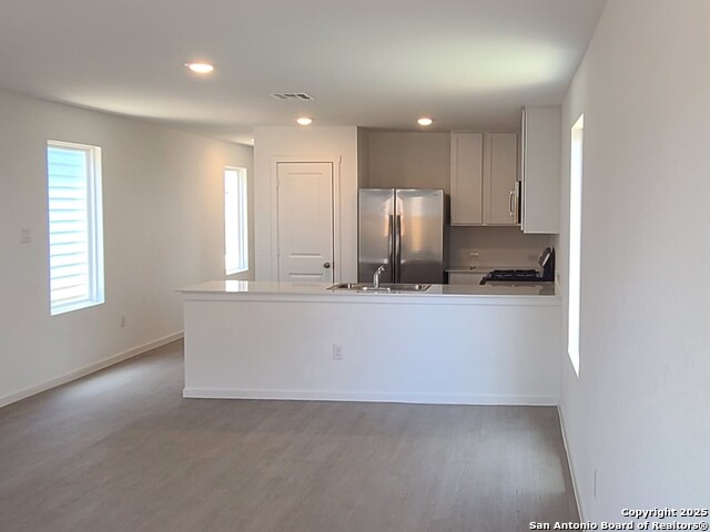 Image 3 of 23 For 4965 Daisy Blossom