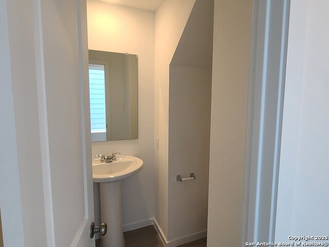 Image 8 of 23 For 4965 Daisy Blossom