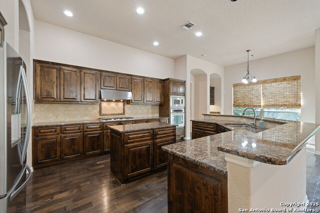 Image 9 of 40 For 18630 Castellani