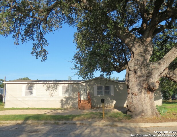 Image 14 of 14 For 908 Texas  