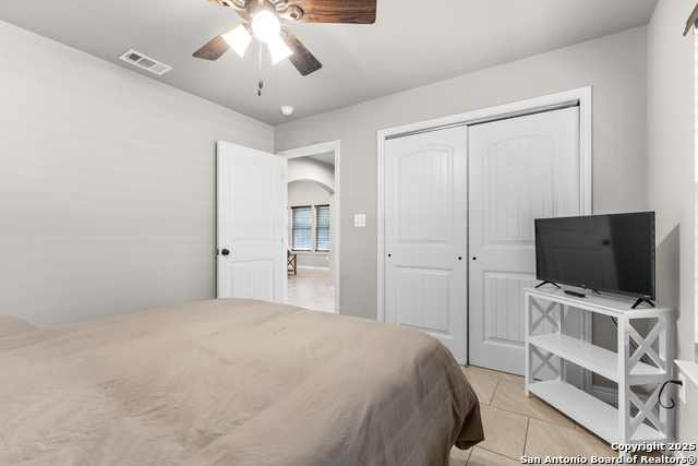 Image 18 of 36 For 2319 Westview Dr