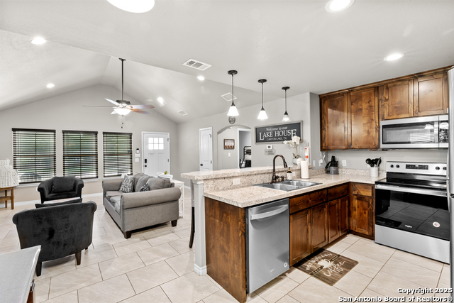Image 24 of 36 For 2319 Westview Dr