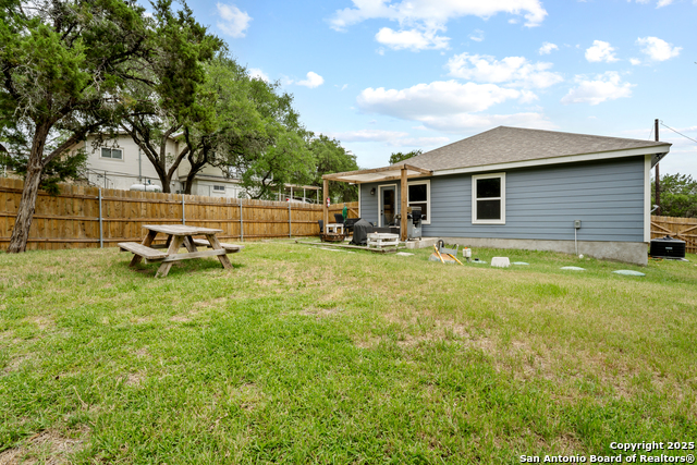 Image 33 of 36 For 2319 Westview Dr