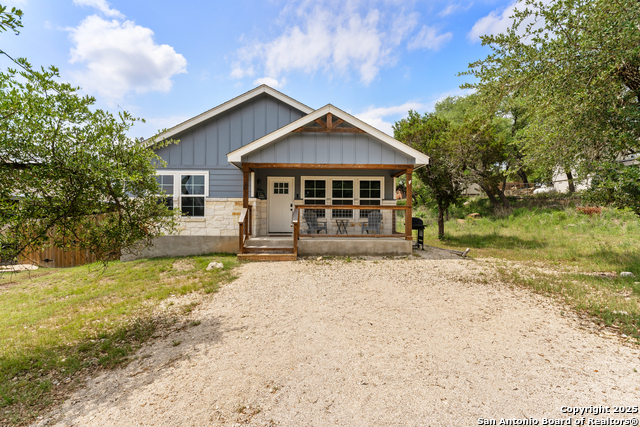 Image 4 of 36 For 2319 Westview Dr