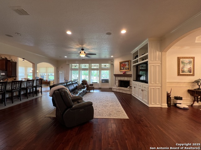 Listing photo id 20 for 21918 Pesa Cove