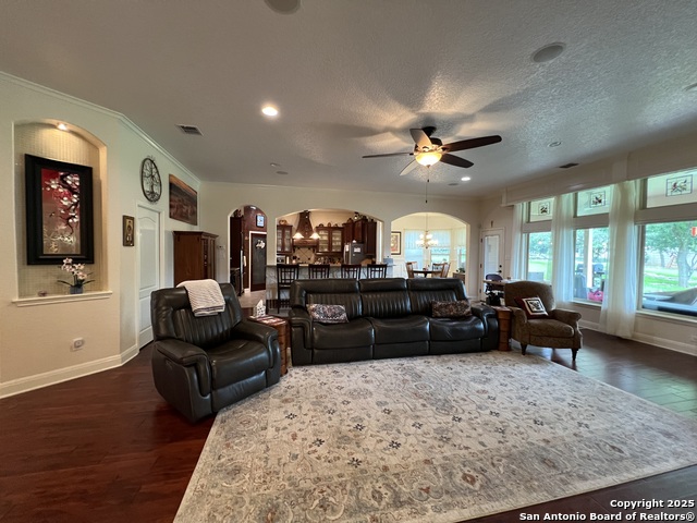 Listing photo id 22 for 21918 Pesa Cove