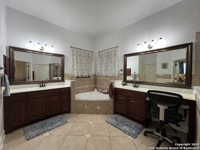 Listing photo id 31 for 21918 Pesa Cove