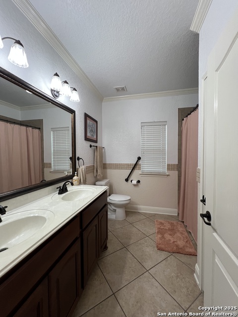 Listing photo id 37 for 21918 Pesa Cove