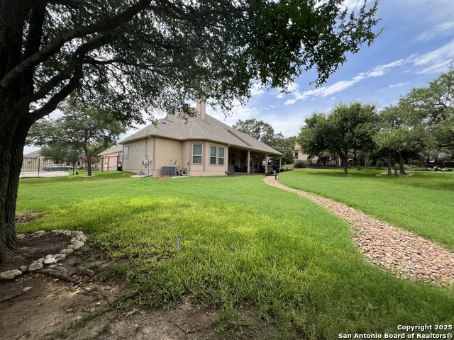 Listing photo id 52 for 21918 Pesa Cove