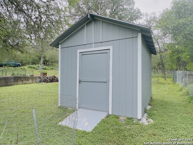 Image 15 of 16 For 773 Mather E