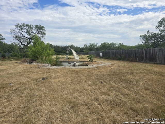 Image 21 of 22 For 3371 Woodlawn W